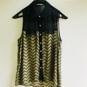 SAN SOUCI GORGEOUS BLOUSE size  M. Perfect SHEER